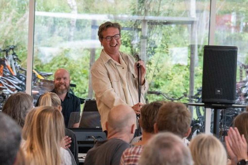 Revy- og visekonsert med Lars Knutsen og Sølve Eggebø