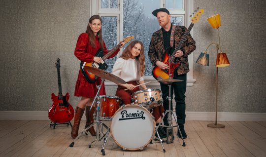 Julekonsert med Lewi Bergrud og Garness